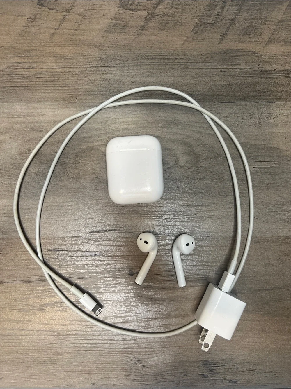 Apple AirPods 1st Generation with Charging Cable